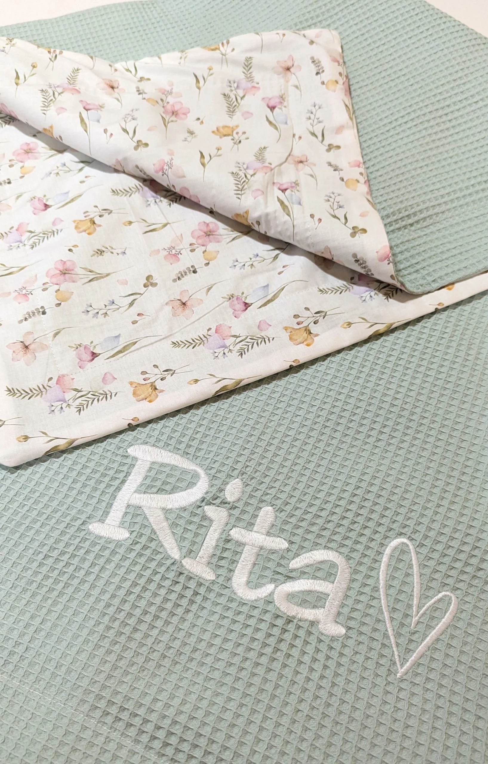 wafel popelin personalizirana dekica roza mint zelena